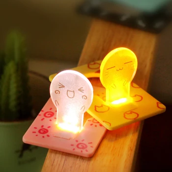 Plegable LED de Bolsillo de la Tarjeta de la Luz de la Lámpara del bulbo de Tamaño Tarjeta de Crédito Novedad de Iluminación Portátil Mini para la cartera de cartera de tarjetas de titular
