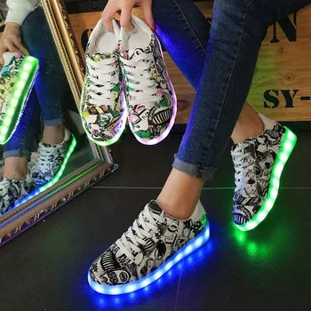 KRIATIV de la Moda de Camuflaje Luminoso Zapatillas de deporte para los Niños Led de zapatos de bebé de carga USB Brillante Niñas Zapatillas de deporte de los niños de la luz hasta los Zapatos