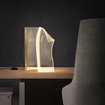 Creativo de la Sala de estar de Mesa LED de la Luz de Guía de Luz de la Mesilla de Dormitorio de Oro Lámpara de Escritorio Moderno Nórdicos Showroom Simples Accesorios de diseño