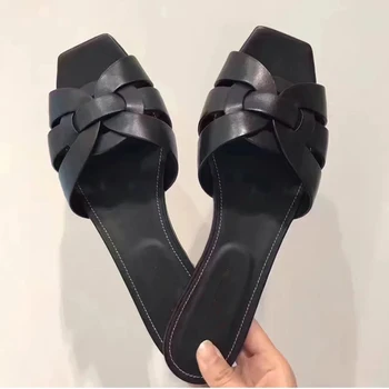 De Lujo Diseñador De Las Mujeres Planas Sandalias Peep Toe Zapatos De Verano Al Aire Libre Zapatillas De La Marca Real De La Patente De Cuero De Las Señoras De Las Diapositivas Más El Tamaño De 41