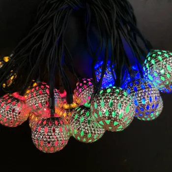 Marroquí de hierro forjado hueco pequeño balón al aire libre de la prenda impermeable LED cadena de luces de Navidad de la decoración del jardín de las luces