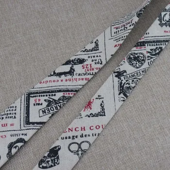 Nuevo estilo de moda de la restauración de antiguas formas de diseño de periódicos viejos de 7 cm de lazo beige ropa de corbatas